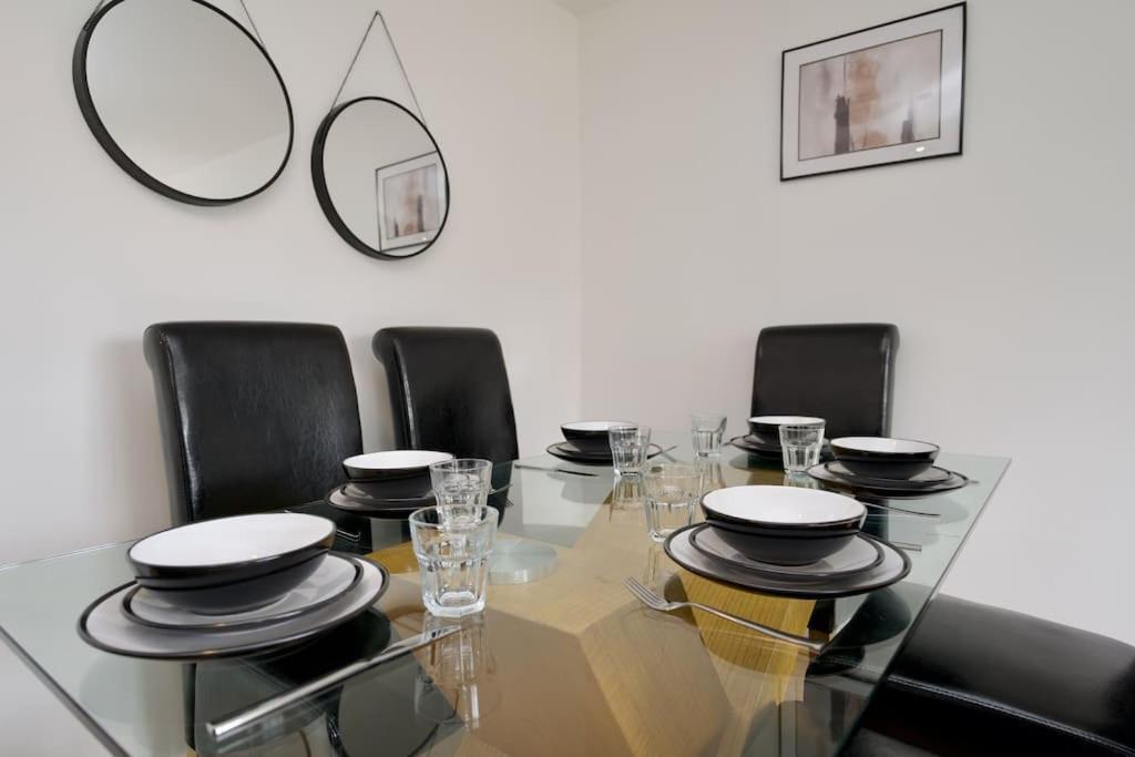 Highley'S Nest - Fully Furnished Gem, Free Private Parking, Sky Tv & Netflix Villa Coventry Bagian luar foto